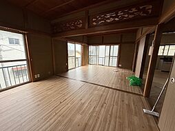 居間