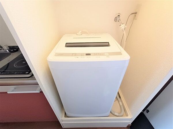 画像9:室内洗濯機置き場です。