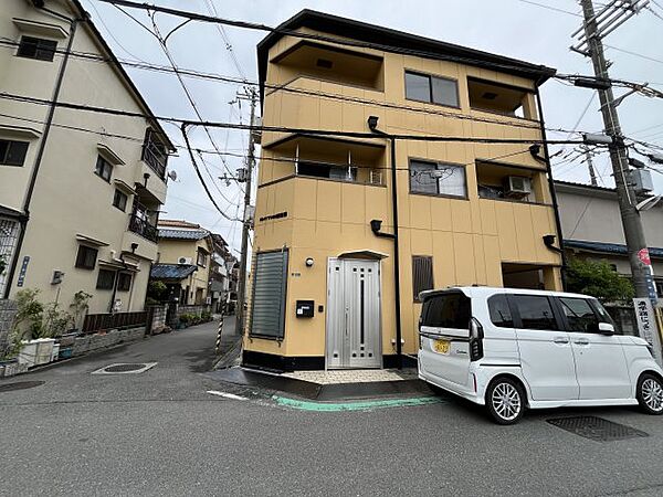 RHYTHM香里園 301｜大阪府寝屋川市緑町(賃貸マンション2LDK・3階・56.20㎡)の写真 その1