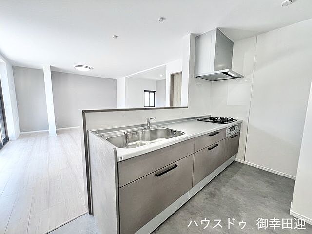 キッチン 熊本市東区戸島西6丁目11-16