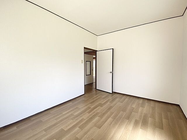 室内 熊本市西区八島2丁目13-102