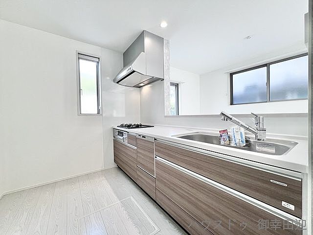 キッチン 菊池郡菊陽町大字津久礼617-3