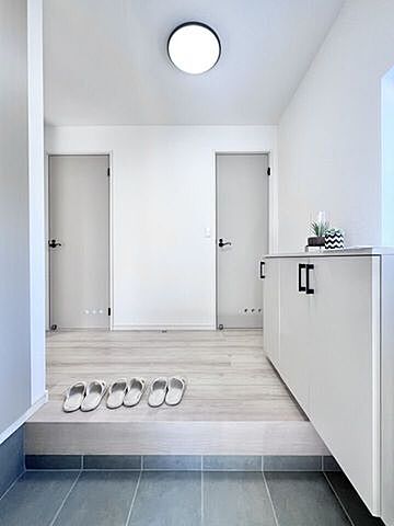 玄関 熊本市東区長嶺南5丁目2001-3