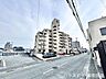 外観：■理想を叶える新しい暮らしの舞台■高いデザイン性と機能性を兼ね備えた住まい。ここで、家族の新しい物語が始まります。