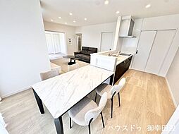 リビング/ダイニングの画像