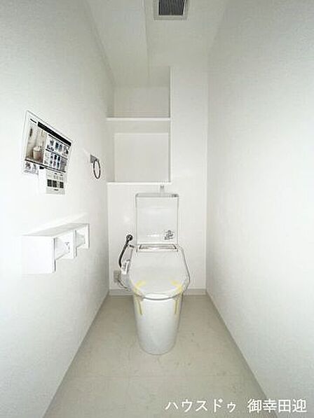 ■一人になれる安らぎの場所■清潔さと静けさを両立した空間。心落ち着くひとときを過ごせる、プライベートなレストルームです。