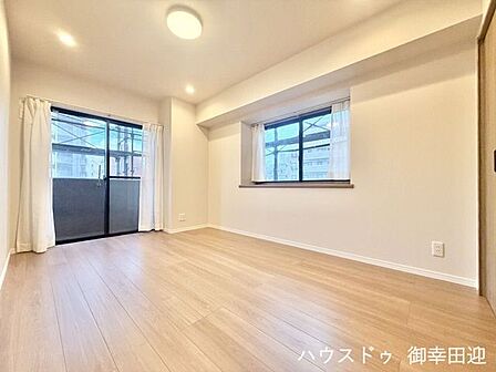 ■6.9帖洋室■心からリラックスできる静けさ、上質な眠りで、毎日をリセットします。明日への活力を養う空間です。