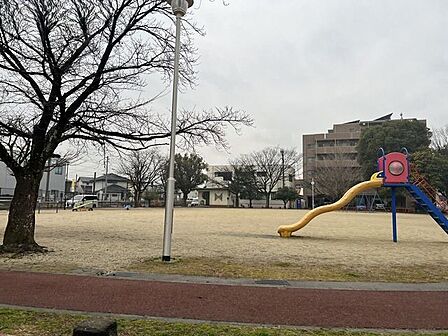 菅原公園 240m