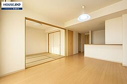 ウィズ松戸陽だまりの丘 3LDKのリビング/ダイニング