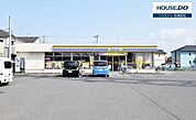 ミニストップ柏しこだ店ミニストップと言えば、季節ごとに変わるスイーツですね。お店を見つけると、ついふらりと立ち寄ってしまいます。 930m