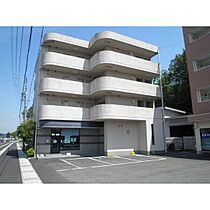 アルファ 302 ｜ 岐阜県関市倉知（賃貸マンション1K・3階・23.76㎡） その1