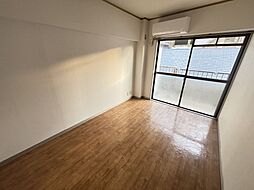 ブリリアンス新屋敷 0307 3階1Kのリビング/ダイニング