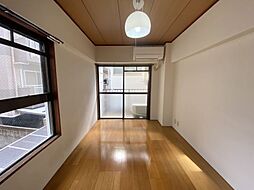 ブリリアンス新屋敷 0208 2階1Kのリビング/ダイニング