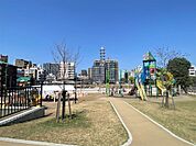 加治屋まちの杜公園（350m）