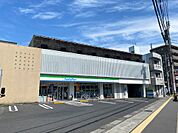 ファミリーマートにしだ三丁目店（240m）