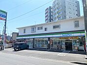 ファミリーマート鴨池二丁目店（100m）