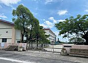星峯中学校（995m）