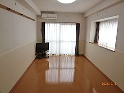 ヴィクトワール参番館 0403 4階1Kのリビング/ダイニング