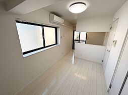 グランスイート中郡 0302 3階1DKのリビング/ダイニング