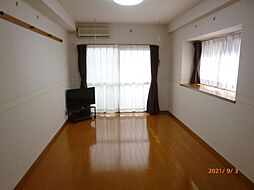 ヴィクトワール参番館 0303 3階1Kのリビング/ダイニング