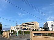 志學館大学（600m）