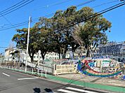 宇宿小学校（300m）