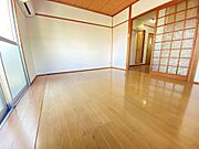 柱が無く長方形で使いやすい間取りです