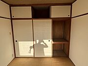 ベランダ側の和室4．5畳（畳交換します）
