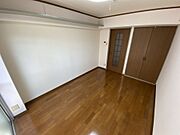 上部に吊棚もあります