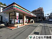セブンイレブン川崎栗谷店 徒歩7分。 560m