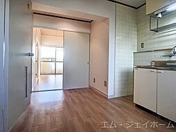 居間