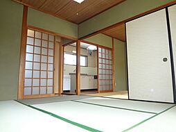 居間