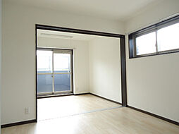 グランブルー野瀬 201 2階1SLDKのリビング/ダイニング