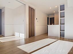 ベルプロムナード湖南　II 202 2階2LDKのリビング/ダイニング