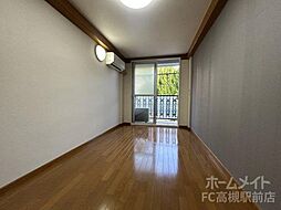 JR東海道・山陽本線 JR総持寺駅 3.7kmの賃貸マンション 1階1Kのリビング/ダイニング