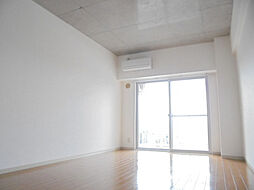 JR東海道・山陽本線 彦根駅 徒歩37分の賃貸マンション 3階1Kのリビング/ダイニング