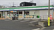 ファミリーマート　大津真野店
