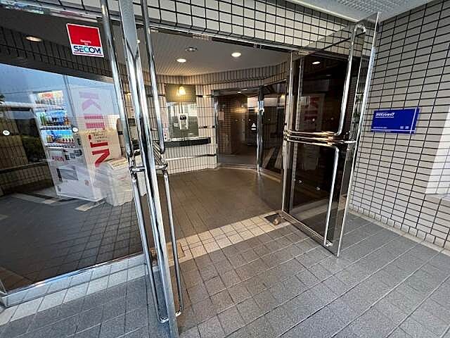 エントランス