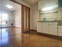 居間