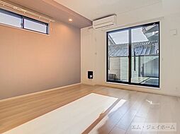 ルピナス　イースト 201 2階1Kのリビング/ダイニング