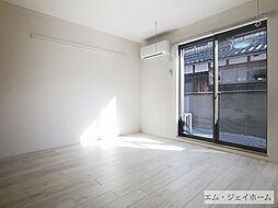 居間