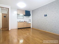 コーラルウェイ 102 1階2LDKのリビング/ダイニング