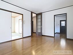 居間