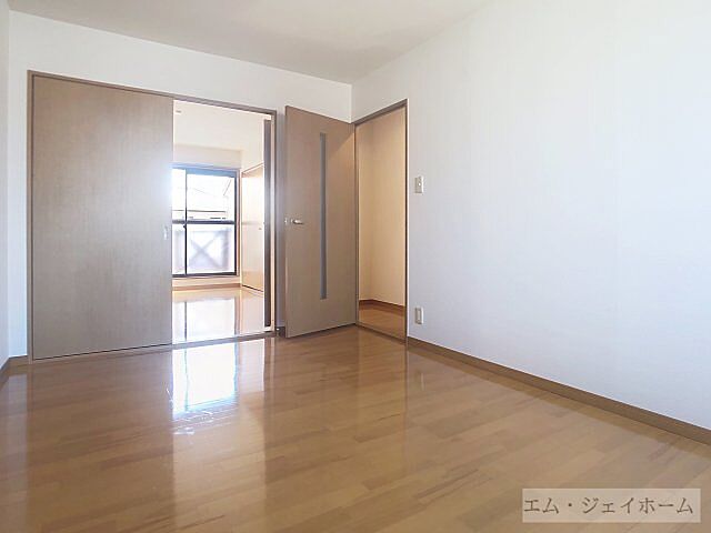 洋室