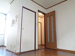 居間