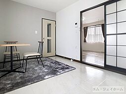 居間
