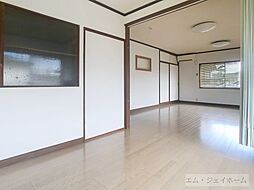 居間