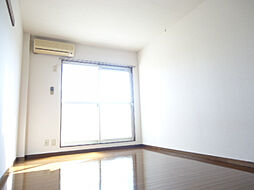 フーミン 105 1階1Kのリビング/ダイニング