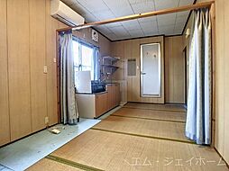 居間