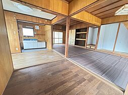 居間